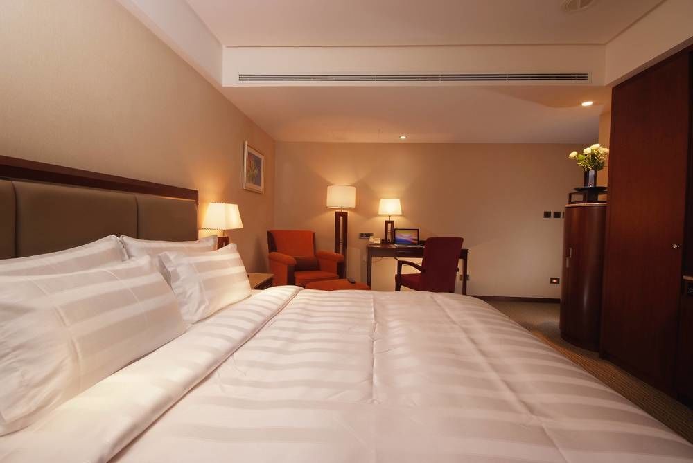 Royal Biz Taipei Hotel Exterior photo