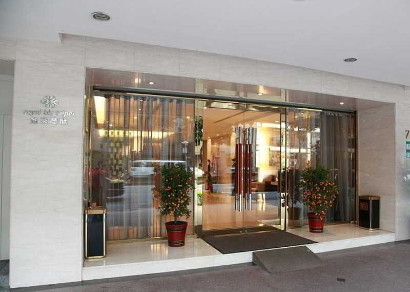 Royal Biz Taipei Hotel Exterior photo